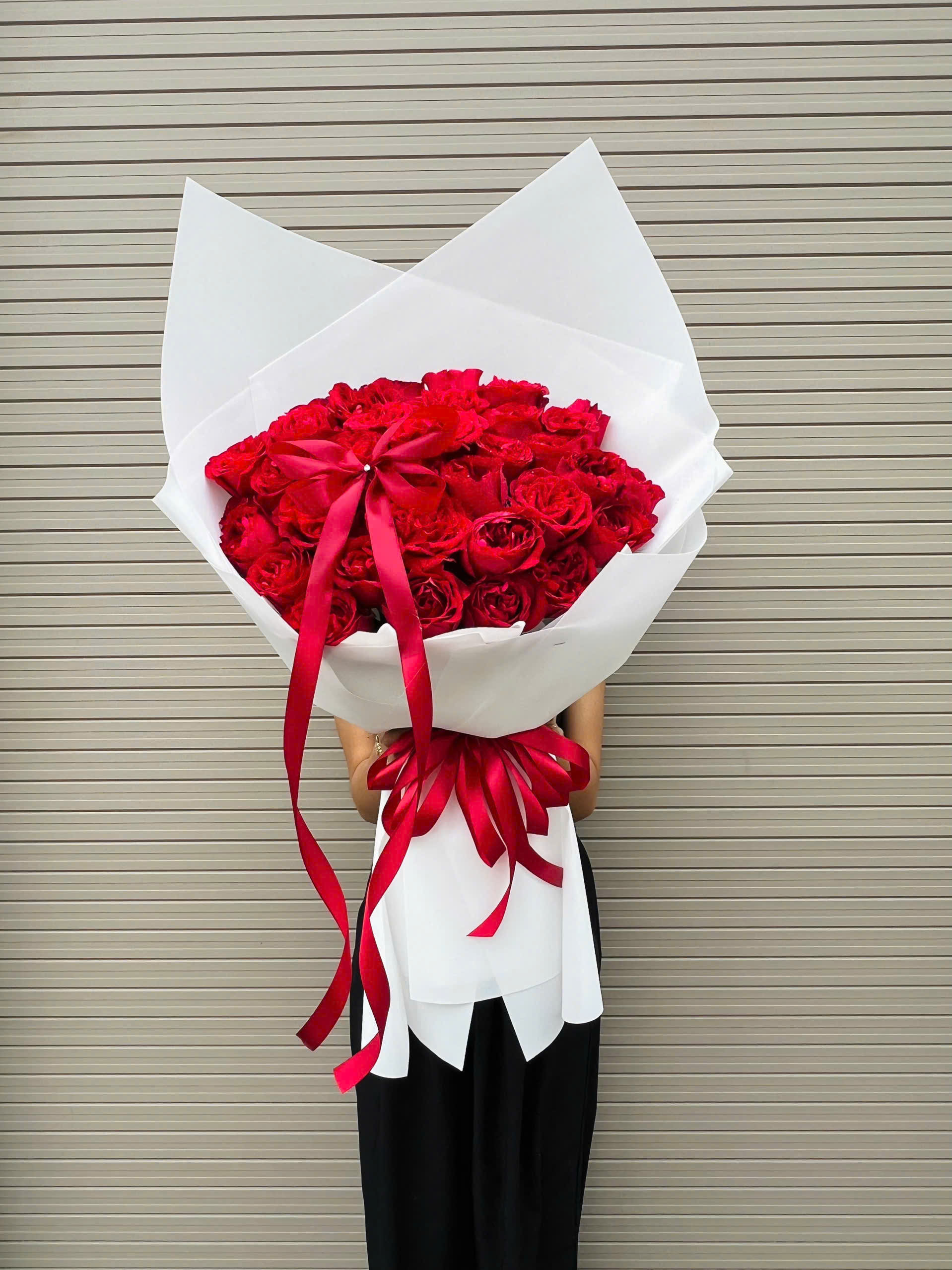 Bó Hoa Hồng Đỏ Mãi Một Tình Yêu Giá Tốt GIao Nhanh Uy Tín